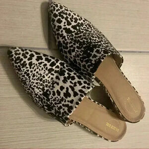 Arider Girl slip ons.